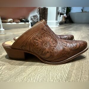 Myra western Leather Mules